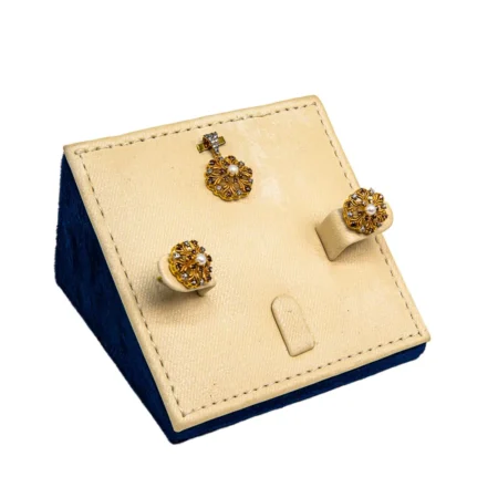 Floral Pearl Pendant Set