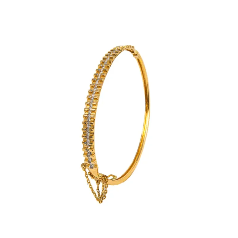 Gold Kara/Bracelet 09
